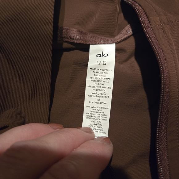 Alo Yoga Cherry Cola Quarter-Zip Pullover - Picture 3 of 3